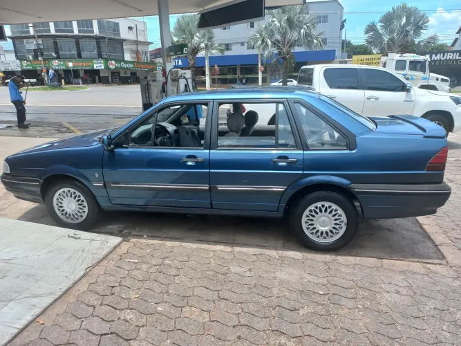 Ford Versailles Ghia 2.0i / 2.0 2P E 4P (álcool) 1995