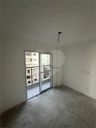 Apartamento à Venda na Aclimação | 1 Dormitório, 32,5 m² e Lazer no Rooftop