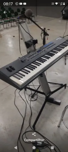Teclado Kurzweil 76 II