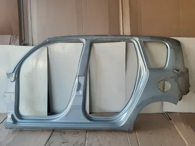 Lateral Lado Esquerdo Citroen C3 Picasso 28062302 Esquerdo