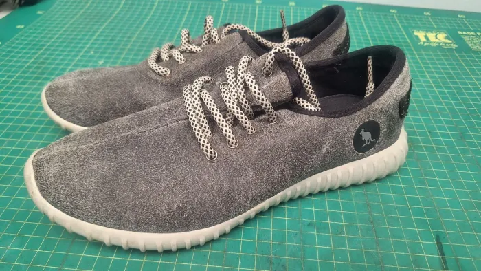 Tênis Yezzy Side Walk Casual 38/39