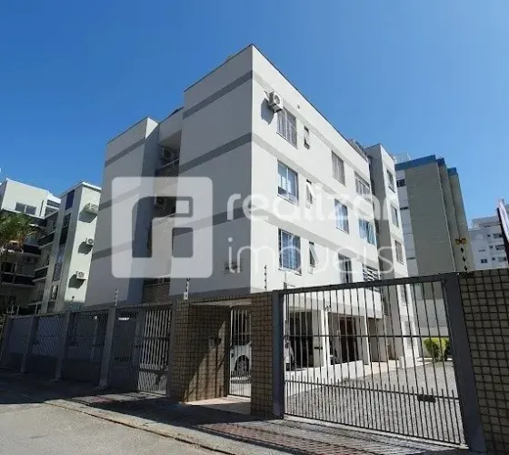 Apartamento 1 dormitorio mobiliado na Trindade em Florianópolis.