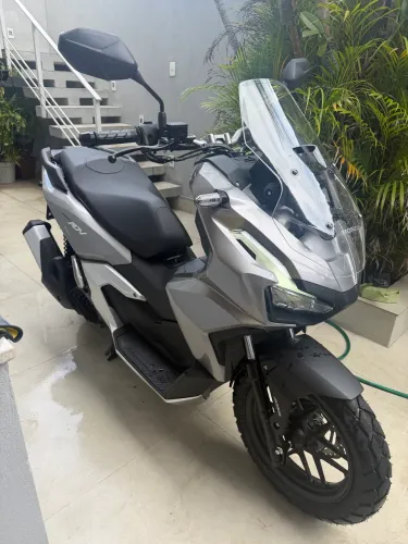 ADV 160 - ZERO KM