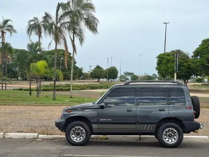 Suzuki Sidekick Metal 1993