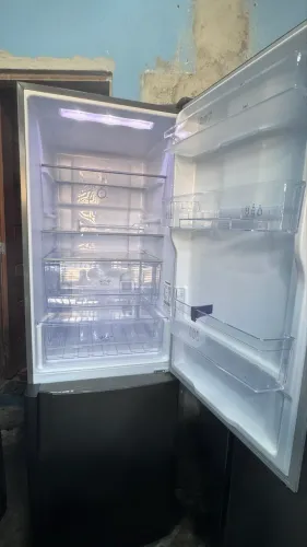 Geladeira fros free inversa inox semi nova 