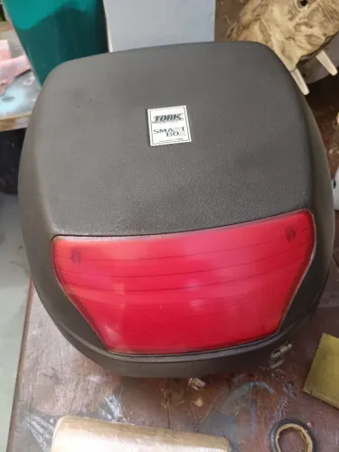 Baú Tork smart box com apoio zero