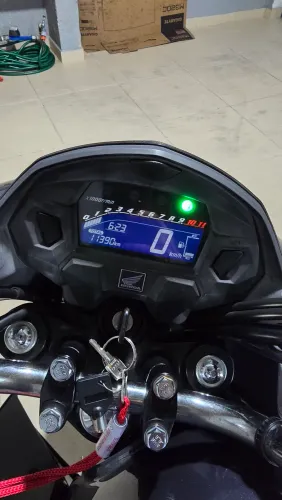 Honda Titan 160 11.390 km zerada