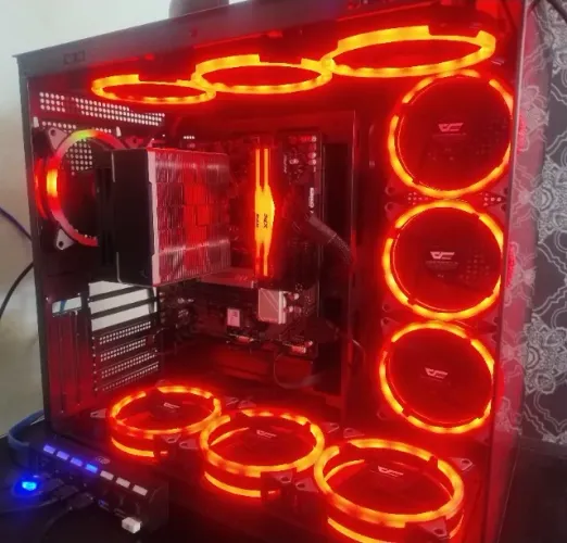 PC Gamer AM5 Completo + Monitor UltraGear 24 + 2 Controles 8BitDo