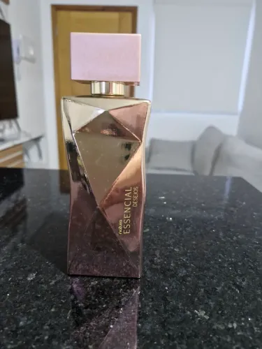 Perfume natura essencial desejos femininos 