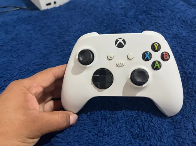 Vendo xbox series S com controle original,pilhas recarregáveis e fone de ouvido game 