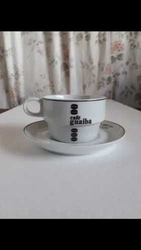 Xícara antiga do Café Guaíba.