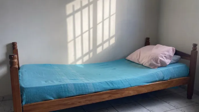 Beliche de Madeira - 2 em 1 (vira duas camas!)