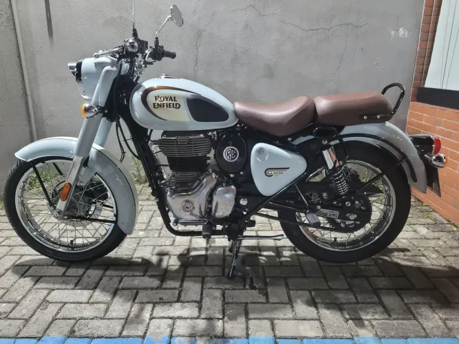 Classic 350 Azul 2023 - Impecável