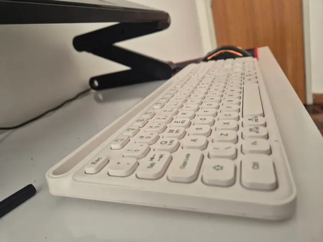 Teclado sem fio Ergo