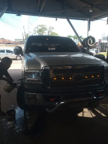 Ford F-250 XLT 3.9 4X2 Diesel TB 2000