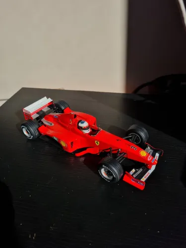 Ferrari F399 Michael Schumacher Hot Wheels 1:18