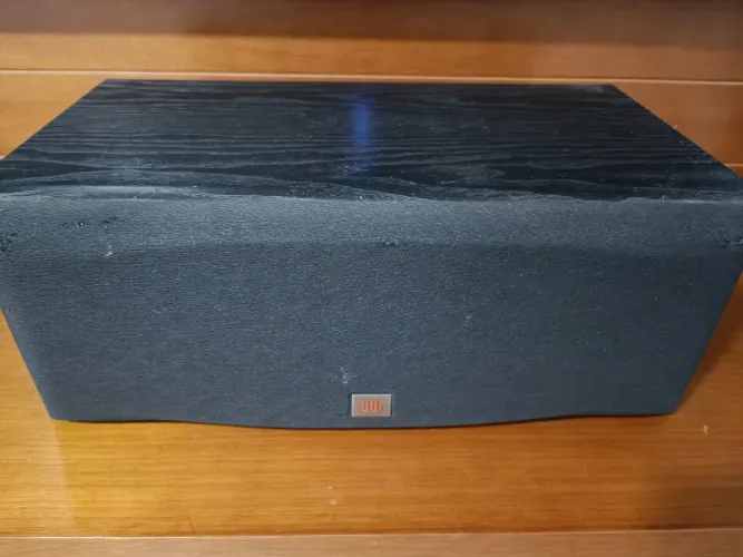 Caixa de som central JBL