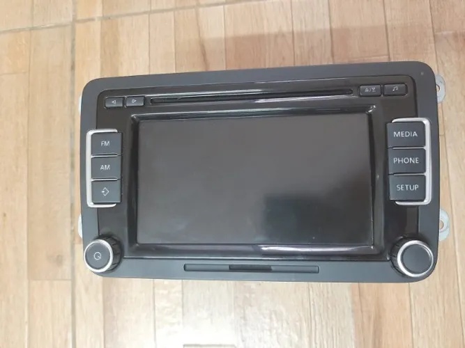 Multimidia Volkswagen Jetta 2016