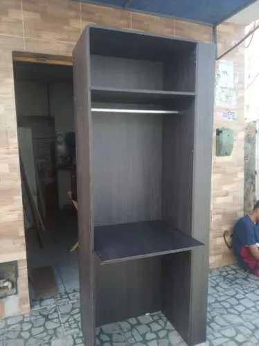 Móvel Combinado. Estante e Escrivaninha 