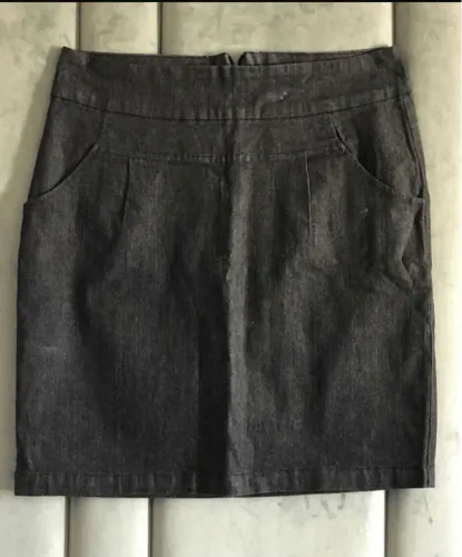 Saia Jeans tamanho 46 marca BLUK 