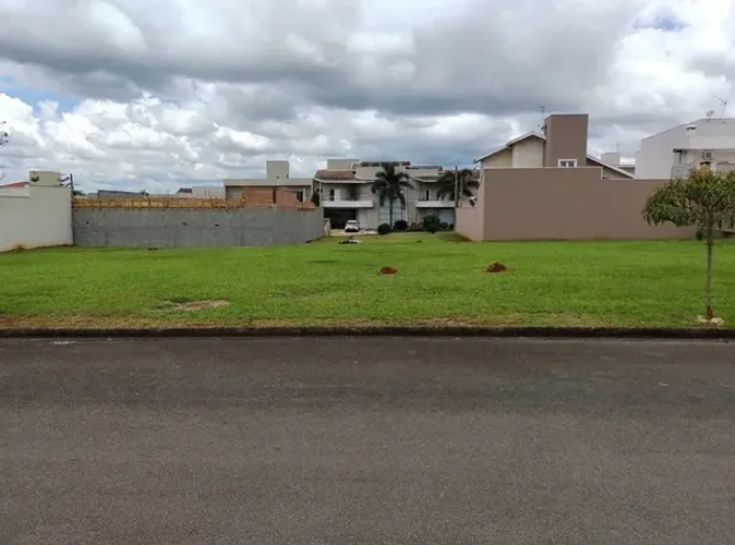 Terreno em Condomínio à venda, Parque Residencial Roland - Limeira/SP