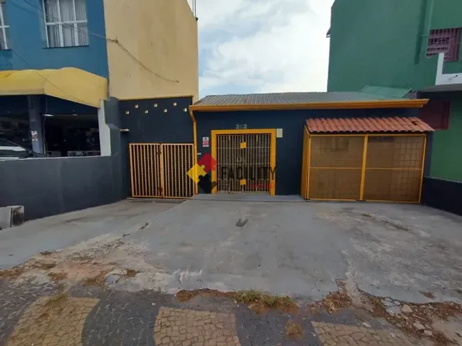 Casa comercial para locação na Vila Marieta em Campinas