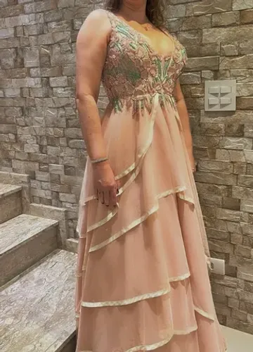 VESTIDO ARTE SACRA CAMADAS  ROSÊ ROSA PEDRARIA NOIVA MADRINHA DEBUTANTE FORMATURA