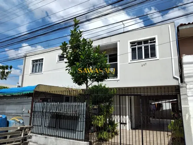 Sobrado à venda no bairro Boqueirão - Curitiba/PR
