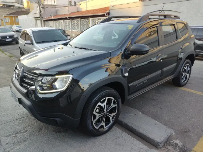 DUSTER COM APENAS 46.000 KM. MOTOR 1.3 TURBO. ANO 2023.
