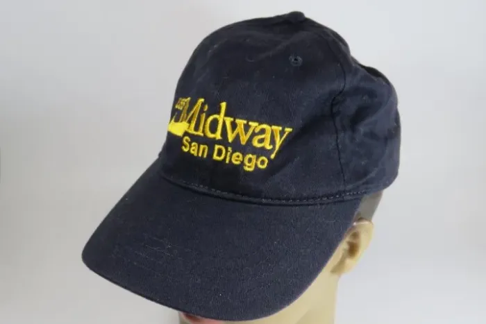BONÉ do USS MIDWAY SAN DIEGO - um porta-aviões da Marinha dos Estados Unidos