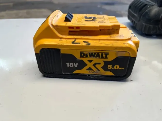 Bateria dewalt 18v 5ah