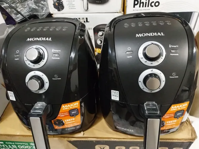 Fritadeira Elétrica Air Fryer Mondial Family 4L 220V Nova