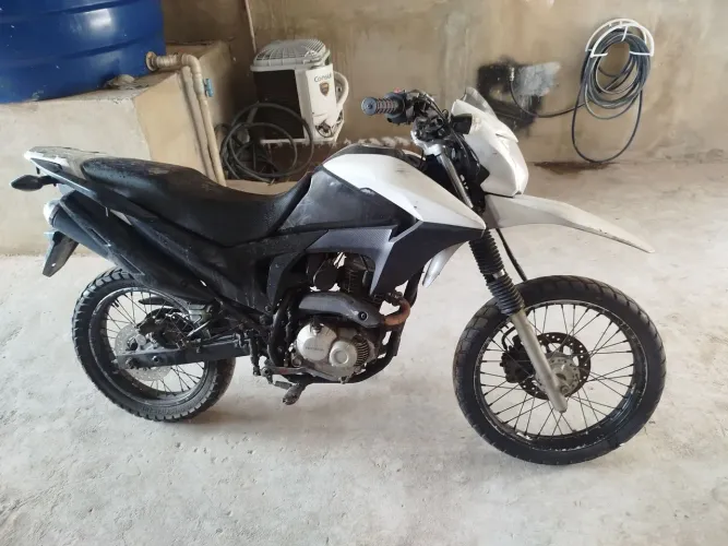 Moto Honda Bros 160