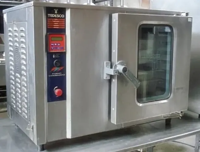 Forno Combinado Elétrico Tedesco 6 GN?s - 220V/Trifásico