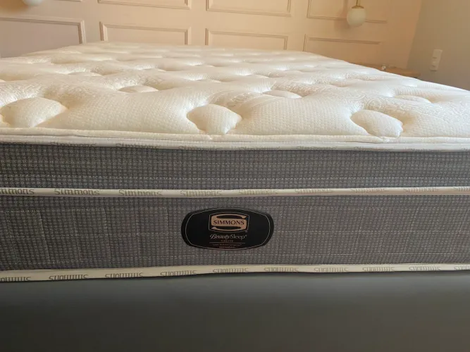 Colchão casal com box simmons