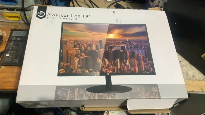 Monitor 19 polegadas Novo Hdmi 