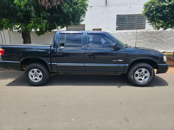 S10 1999 Deluxe 4.3 V6 gasolina + GNV.