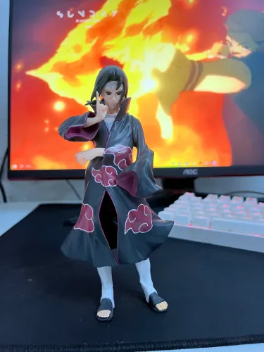 Action figure Itachi Uchiha - Akatsuki ?