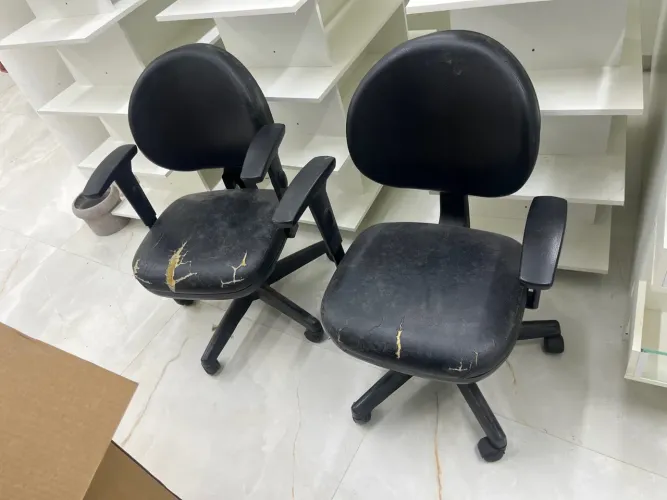 Vendo cadeiras usadas
