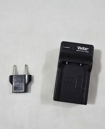 Carregador Vivitar para Câmera Digital - Rápido e Portátil