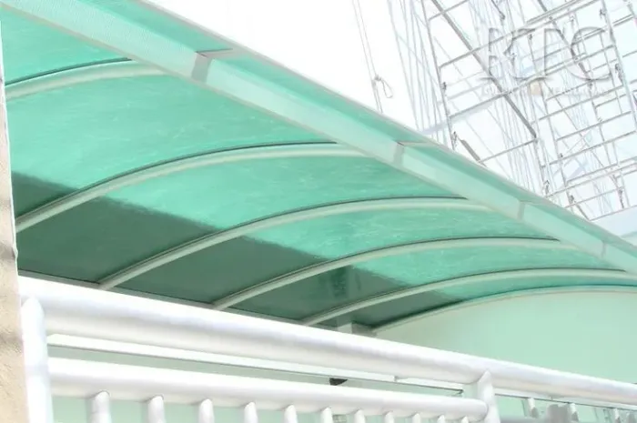 Cobertura de policarbonato em várias cores e tamanhos