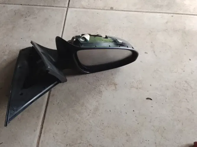 Retrovisor Toyota Etios s/ Capa Lado direito