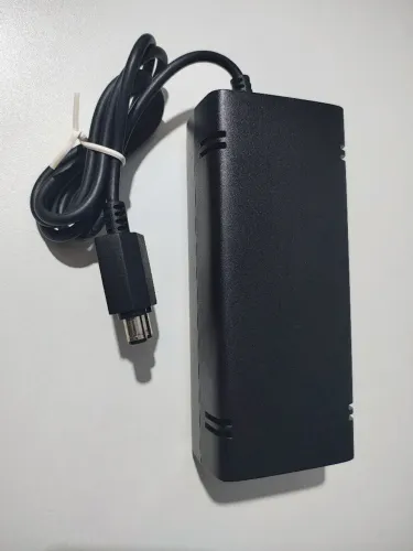 Fonte original para Xbox 360 Slim 110v