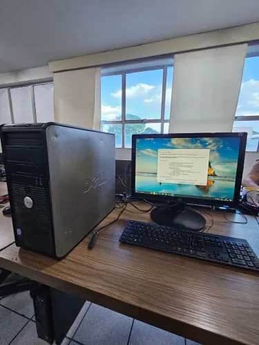 Computador Dell 5 GB RAM e SSD 120