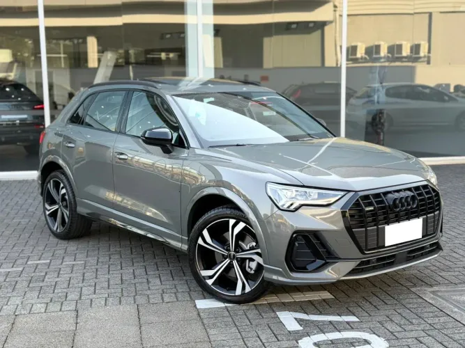 Audi Q3 Performance 2.0 TFSI Tiptr. Quattro