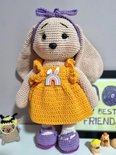 Coelhinha amigurumi 32 cm, nova