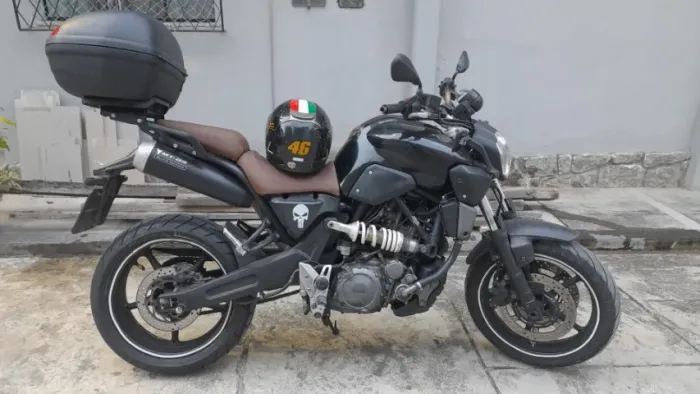 Yamaha MT03 660 A mais bonita do Brasil, moto fora de série, além do seu tempo