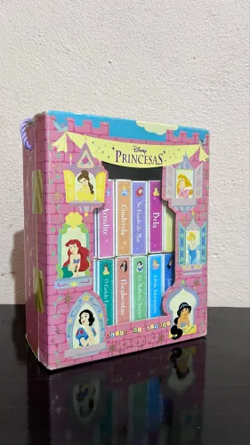Coleção Disney Princesas - com 12 minis livros