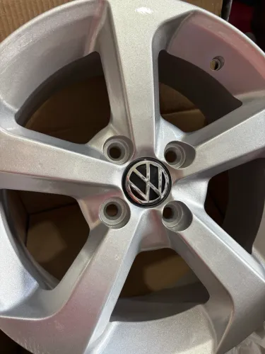 Rodas novas r17 modelo Volkswagen 4x100