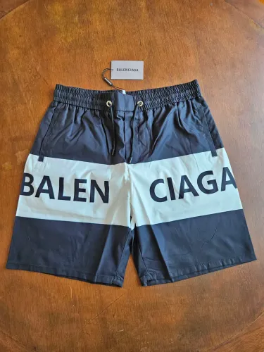 Bermuda Balenciaga